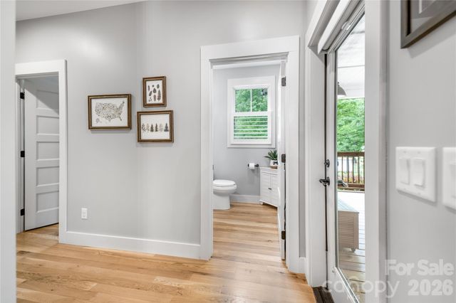 9 Ashe Park Circle, Asheville, NC 28806