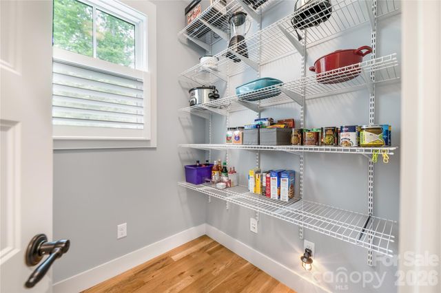 9 Ashe Park Circle, Asheville, NC 28806