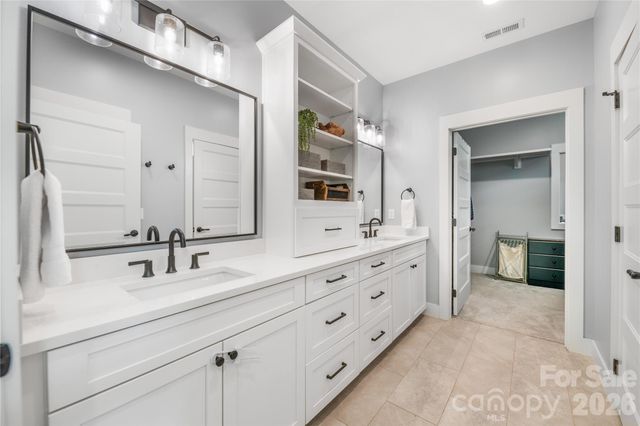 9 Ashe Park Circle, Asheville, NC 28806