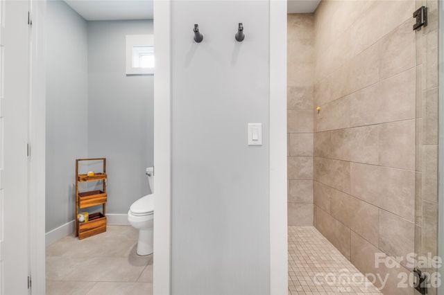 9 Ashe Park Circle, Asheville, NC 28806
