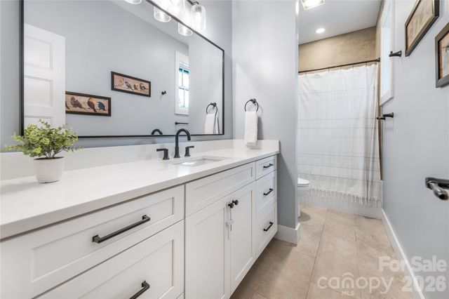 9 Ashe Park Circle, Asheville, NC 28806