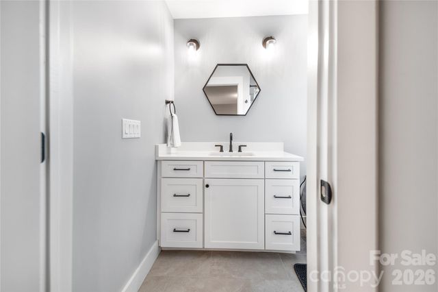9 Ashe Park Circle, Asheville, NC 28806