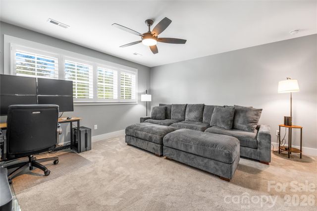 9 Ashe Park Circle, Asheville, NC 28806