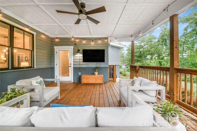 9 Ashe Park Circle, Asheville, NC 28806