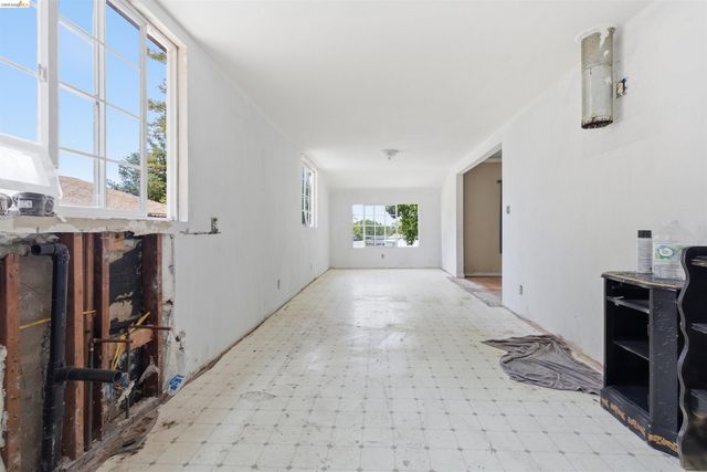 1201 Magazine Street, Vallejo, CA 94591
