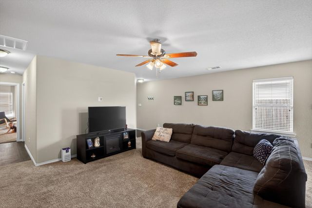 1609 Village Park Trail, Burleson, TX 76028