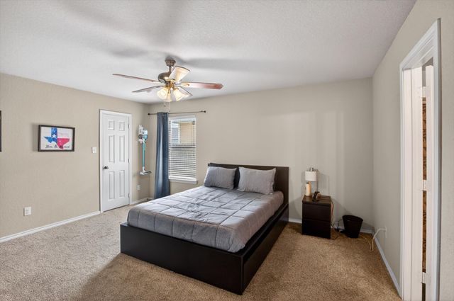 1609 Village Park Trail, Burleson, TX 76028