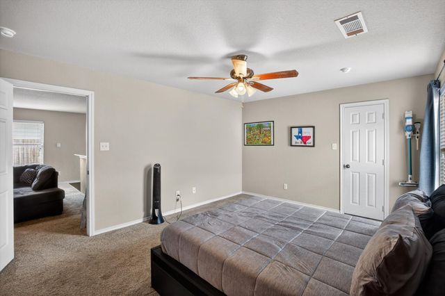 1609 Village Park Trail, Burleson, TX 76028