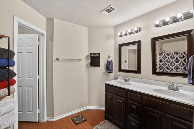 1609 Village Park Trail, Burleson, TX 76028