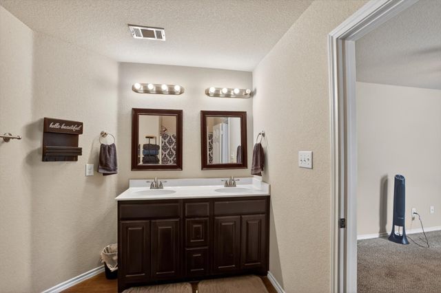 1609 Village Park Trail, Burleson, TX 76028