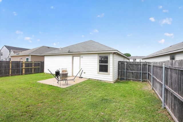 1609 Village Park Trail, Burleson, TX 76028