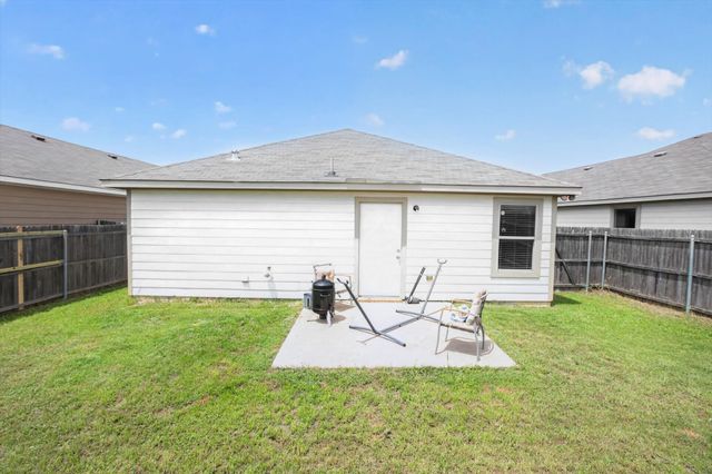 1609 Village Park Trail, Burleson, TX 76028