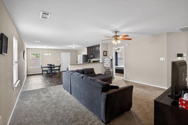 1609 Village Park Trail, Burleson, TX 76028