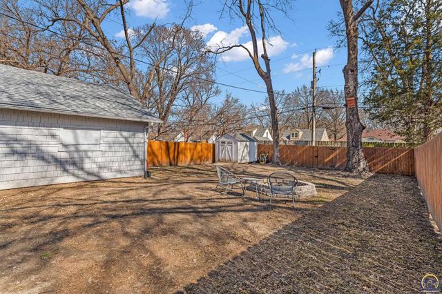 916 SW Warren AVE, Topeka, KS 66606