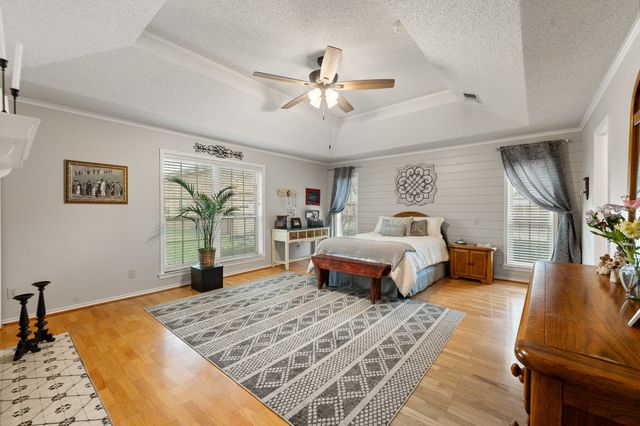 1004 Canyon Court, Cleburne, TX 76033