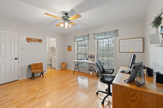 1004 Canyon Court, Cleburne, TX 76033