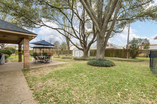 1004 Canyon Court, Cleburne, TX 76033