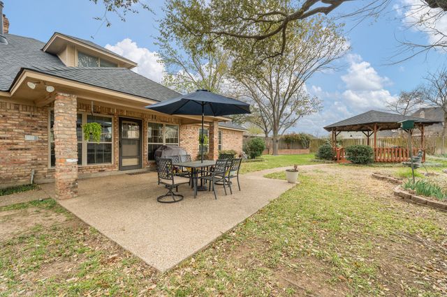 1004 Canyon Court, Cleburne, TX 76033