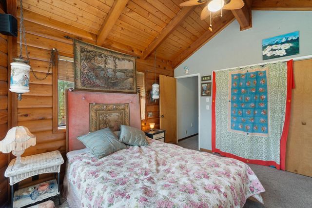 200 Button Road, Weaverville, CA 96093