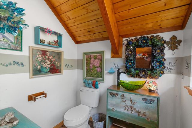 200 Button Road, Weaverville, CA 96093