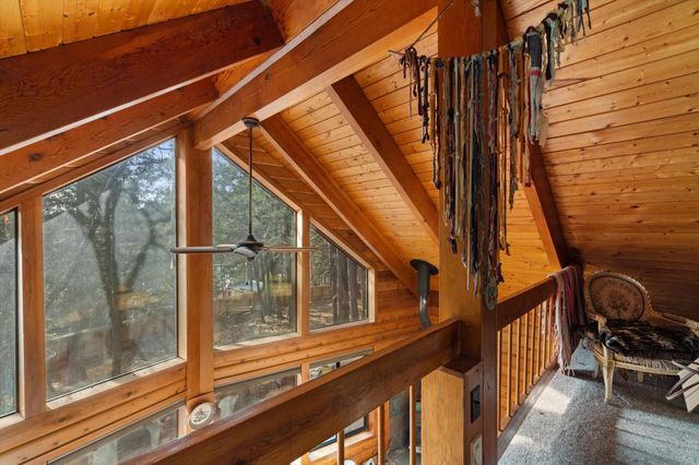 200 Button Road, Weaverville, CA 96093