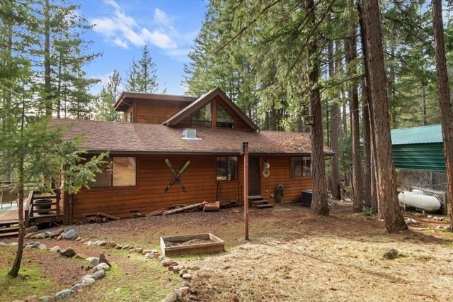 200 Button Road, Weaverville, CA 96093