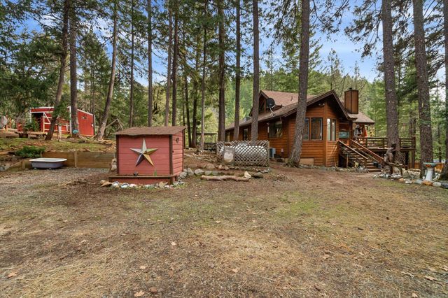 200 Button Road, Weaverville, CA 96093