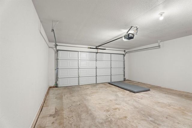 417 SW 39th Street, Moore, OK 73160
