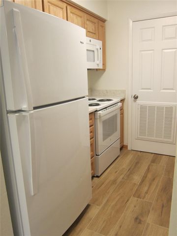 7023 SW 21 LANE, Gainesville, FL 32607