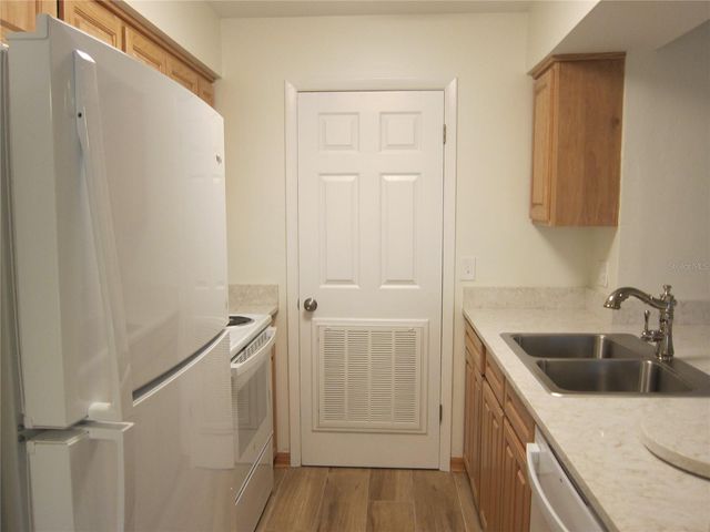7023 SW 21 LANE, Gainesville, FL 32607