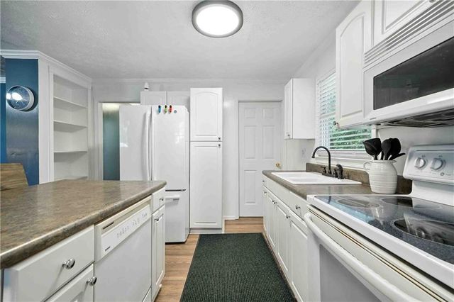 550 Donahoo SE Road, Silver Creek, GA 30173