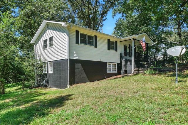 550 Donahoo SE Road, Silver Creek, GA 30173