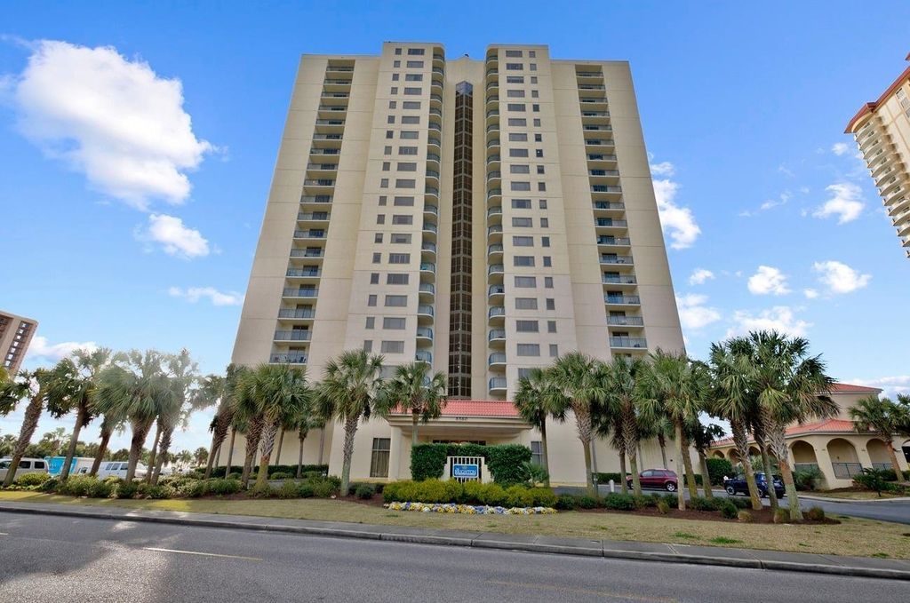 8560 Queensway Blvd Apt 1205, Myrtle Beach, SC 29572