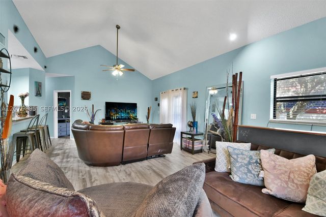 1419 Avon Ln 216, North Lauderdale, FL 33068