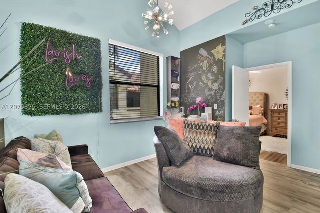 1419 Avon Ln 216, North Lauderdale, FL 33068