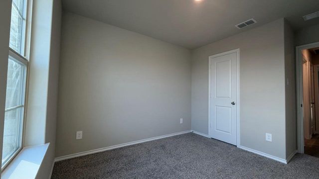 5504 ROLLINS Drive, Denton, TX 76249