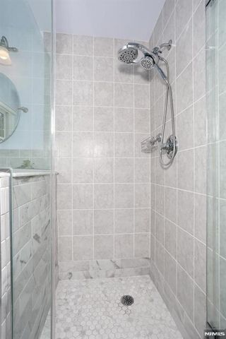 220 New Jersey Avenue, Bergenfield, NJ 07621