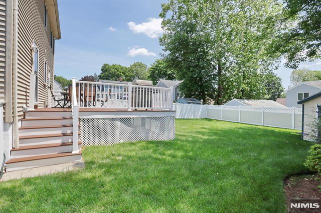 220 New Jersey Avenue, Bergenfield, NJ 07621