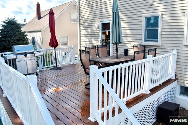 220 New Jersey Avenue, Bergenfield, NJ 07621