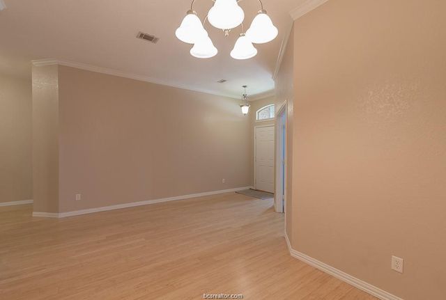 936 Whitewing Lane, College Station, TX 77845