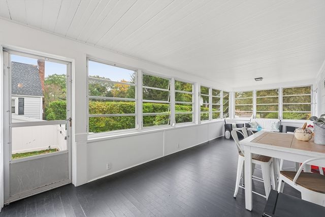 3 Bay Edge Dr, Worcester, MA 01604