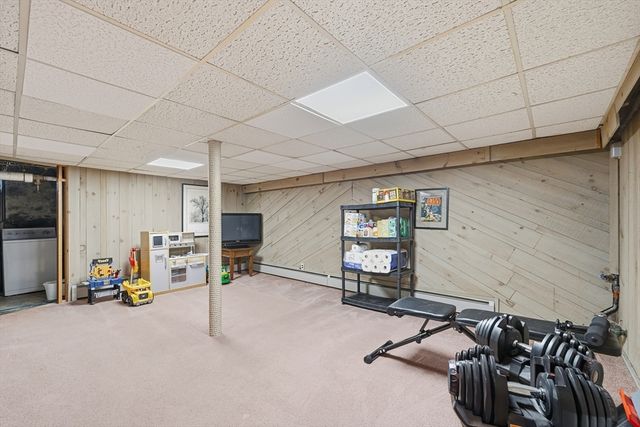 3 Bay Edge Dr, Worcester, MA 01604
