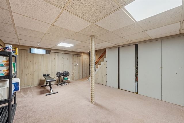 3 Bay Edge Dr, Worcester, MA 01604