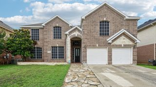 4703 Enchanted Bay Boulevard, Arlington, TX 76016