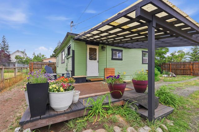 1828 W Knox Ave, Spokane, WA 99205