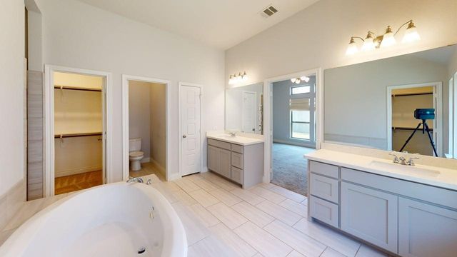 2401 Robin Way, Northlake, TX 76247