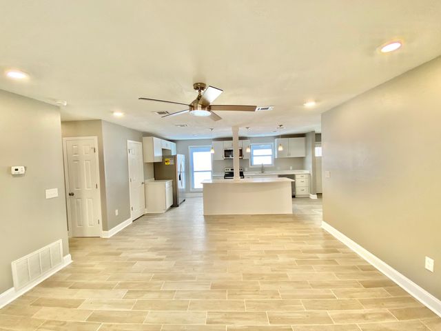 795 Bay Street, Crestview, FL 32536