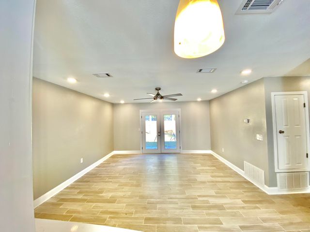 795 Bay Street, Crestview, FL 32536