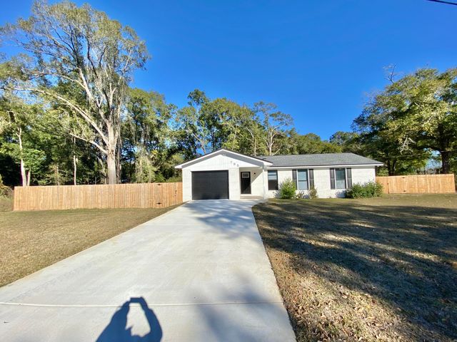 795 Bay Street, Crestview, FL 32536