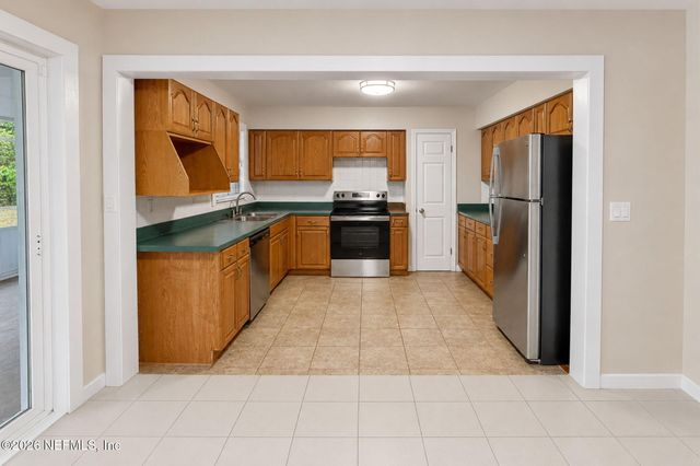 6748 GAILLARDIA Road S, Jacksonville, FL 32211